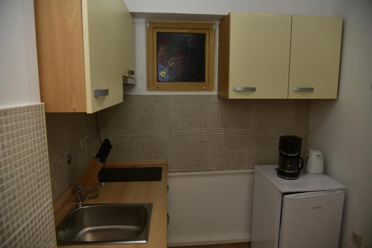 Apartment Villa Jela - With Pool Njivice Croatia