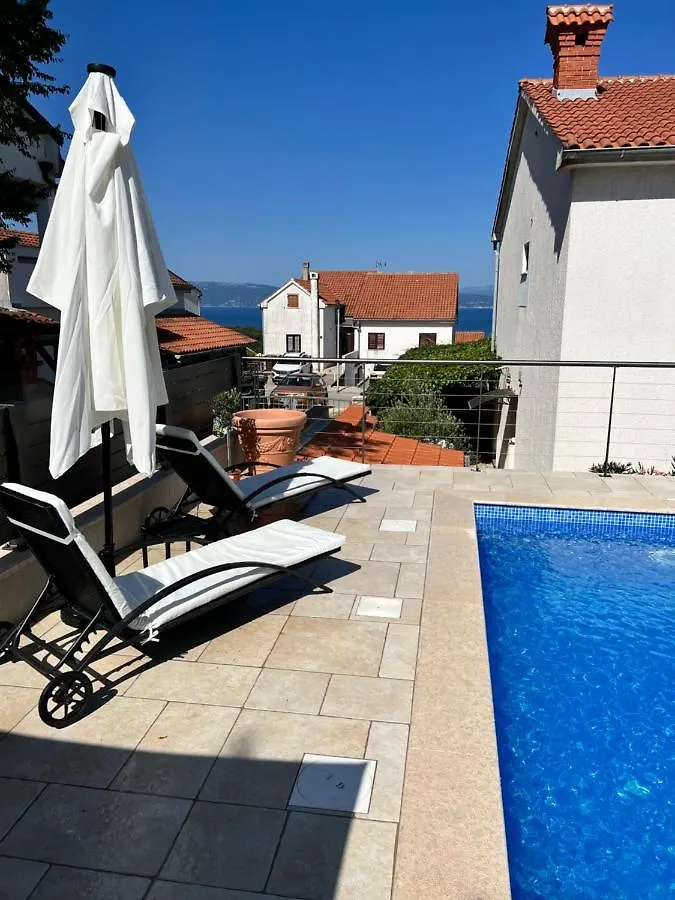 Apartment Villa Jela - With Pool Njivice Croatia