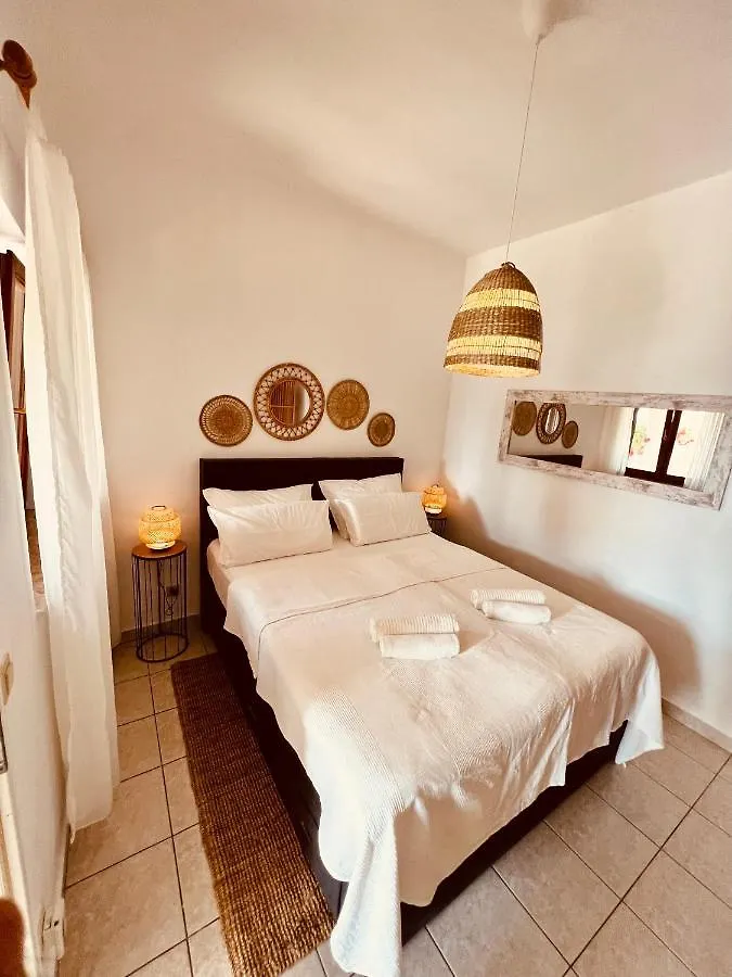 Apartment Villa Jela - With Pool Njivice