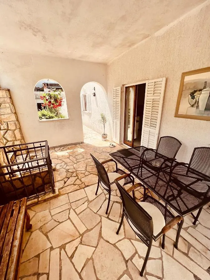 Villa Jela - With Pool Njivice 0*,  Croatia